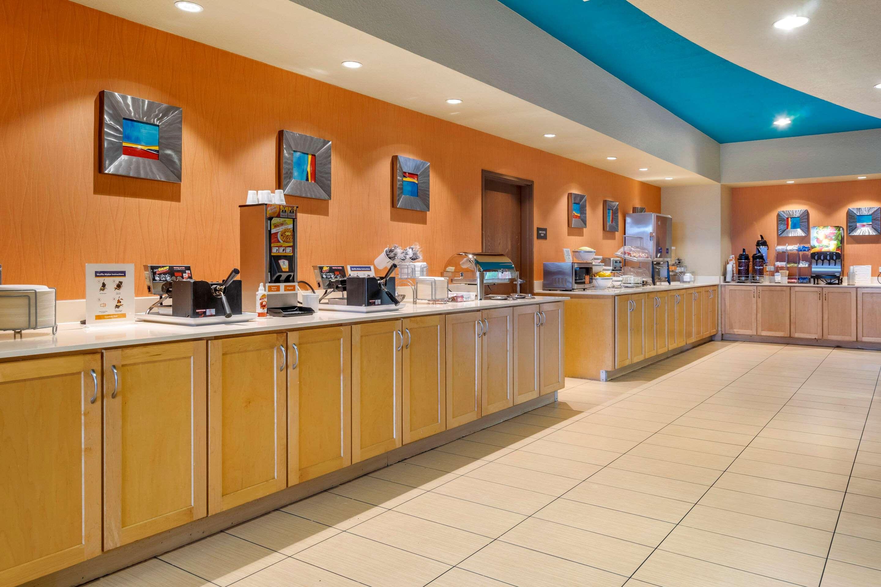 Hampton Inn By Hilton Tampa Fairgrounds Casino Exterior foto